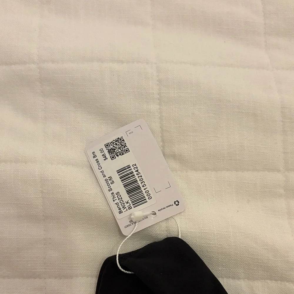Lululemon Black Racerback Bralette - Women sport’s bra - Picture 5 of 6